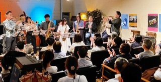 作中に登場する曲を演奏したジャズライブ＝神戸市中央区元町通１、ジャズ喫茶ジャムジャム