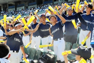 滝川第二、神戸国際大付属 1点差に涙、夢持ち越し 高校野球兵庫大会