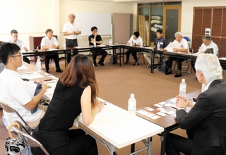 アフターコロナの温泉地の課題や活性化策について意見を交わす有馬温泉、定山渓温泉、秋保温泉の関係者たち＝有馬温泉
