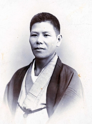 松井佐助（亀井堂総本店提供）　