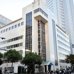 今後の活用策が注目される旧神戸市総合児童センター＝神戸市中央区東川崎町１