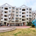神戸市が移住促進プロジェクトの舞台とする市営シティハイツ狩口＝垂水区狩口台６（市提供）