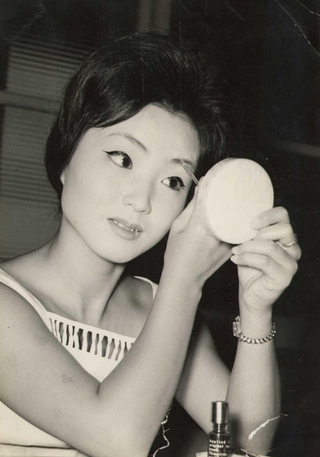 プロ歌手だった時代の石井順子
