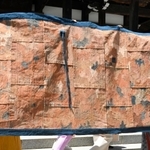 再現された「糞掃衣」＝神戸市須磨区須磨寺町４