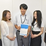 「女性があらゆる生き方を自由に選択できる神戸にしたい」との思いで立ち上がった「私らしさプロジェクト」のメンバー＝神戸市役所