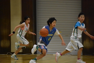 試合では白熱したプレーが繰り広げられた＝神戸大（提供写真）