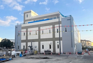 ＪＲ神戸駅周辺の浸水対策で整備された新東川崎ポンプ場＝神戸市中央区東川崎町４（神戸市提供）