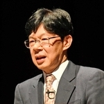 将棋における人工知能の活用について話す谷川浩司さん＝神戸文化ホール