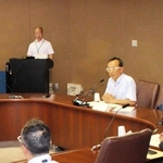 部活動の地域移行について話し合った検討委員会＝神戸市総合教育センター