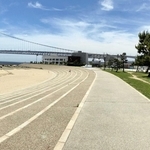 神戸市が再整備を計画しているアジュール舞子＝垂水区海岸通