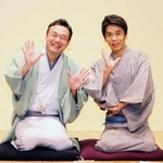 レクリエーション介護士の資格を持つ桂米之助さん（左）と桂あさ吉さん＝神戸新開地・喜楽館