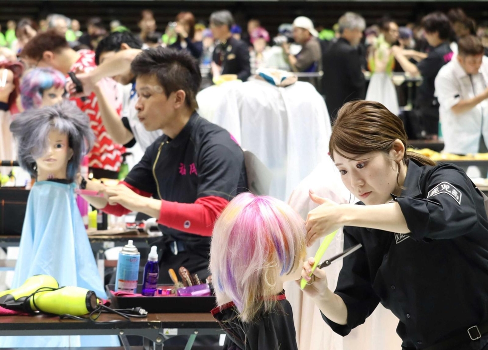 理容師がヘアスタイルの腕競う 兵庫で55年ぶり全国大会 開催地神戸に