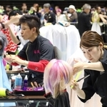 理容師がヘアスタイルの腕競う　兵庫で55年ぶり全国大会　開催地神戸にちなんだテーマで髪形創作も