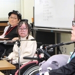 難病抱え車いすの障害者が「自立生活」、その原動力は?　当事者2人が苦労や喜び語る　神戸