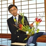 中学生が学校の枠超え「文化祭」　神戸市内の茶華道部が出展、企業の社長にもお点前披露