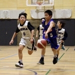 大学生と小学生がバスケで交流　神戸大バスケ部がミニバス大会開催、地域のチームが熱戦