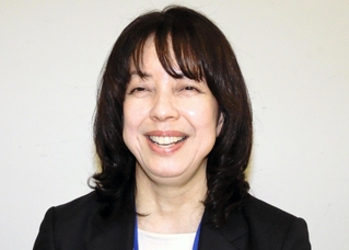 丸山佳子さん