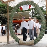 夏場の健康願い、茅の輪くぐり　神戸・兵庫で「祇園まつり」始まる
