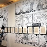 連載漫画など３００点を超える作品が並ぶ＝神戸市立博物館