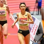 陸上の「世界室内ツアー・ゴールド」の女子１マイルで力走する田中希実（ゲッティ＝共同）