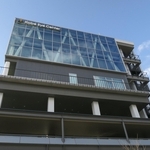 神戸市立神戸アイセンター病院＝神戸市中央区港島南町２