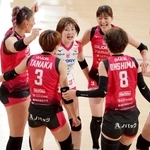 女子３回戦・岡山-姫路　喜ぶ姫路の選手たち