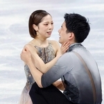 ペア・フリーの演技を終えた三浦璃来（左）、木原龍一組＝ミラノ（共同）