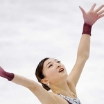 フィギュアスケート女子フリーで演技する坂本花織＝ミラノ（共同）