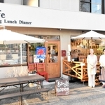 三木市別所町花尻１、ｃａｆｅ＆ｄｉｎｉｎｇ善