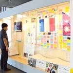 フランスとネパールのパラリンピック選手への応援コーナー＝三木市役所