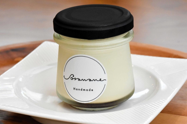 「白いプリン」とも呼ばれるというプレミアムプリン