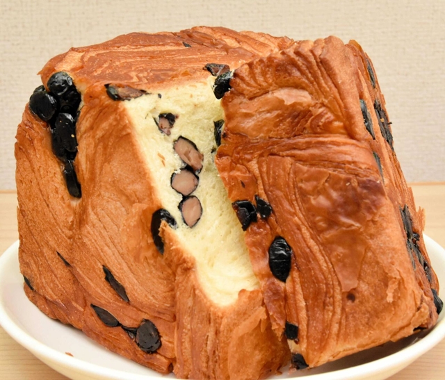 丹波篠山の黒豆デニッシュ食パン