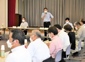 国に財政支援を要望することを決めた神戸電鉄粟生線活性化協議会＝三木市福井
