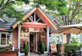 レストランカフェ「バランタイン」＝三木市宿原