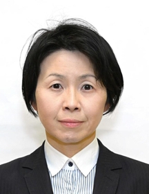 村岡真夕子氏