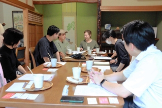 イベントに向けて企画を練る関係者＝三木市宿原