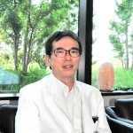 新型コロナへの対応について話す西村善博病院長＝北播磨総合医療センター