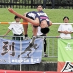 陸上共通男子走り高跳び、大会記録を更新し優勝した社の藤井洸太朗選手＝加古川運動公園陸上競技場