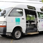 競争入札で売却される車いす移動車＝三木市役所