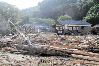 大雨による土砂災害を受けた珠洲市大谷地区（石川県ホームページより）
