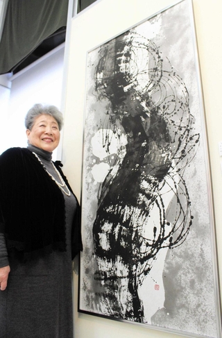 書と水墨画 個性あふれる創作 墨の彩り、斬新に表現 堀光美術館で2人展