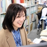 阪神・淡路大震災で「人の力の大きさを知った」と話す佐藤佳奈さん＝三木市役所