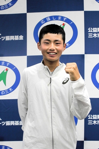 「ワールドジュニア」アジア・オセアニア最終予選に日本代表として出場する玉木翔大さん＝三木市役所