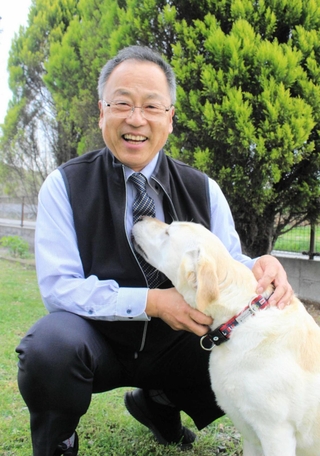 「心の相棒」ラブラドールの愛犬リリーと触れ合う時間は「仕事を忘れる」＝小野市