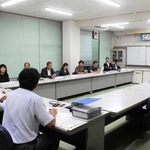 三木小学校と豊地小学校の統合準備委員会の初会合＝三木市大塚２