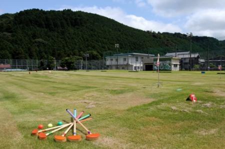 多可に全面芝生のｇゴルフ場完成 その場所は おでかけトピック 兵庫おでかけプラス 神戸新聞next