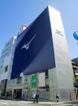 ミズノ 大阪にｖｒ野球など 体験型 サービス店 おでかけトピック 兵庫おでかけプラス 神戸新聞next