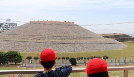 絶景と体験が楽しめる五色塚古墳館がオープン