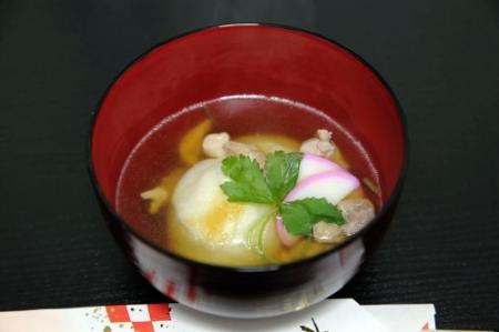 赤みそ 白みそに小豆ぜんざい 但馬のお雑煮文化とは おでかけトピック 兵庫おでかけプラス 神戸新聞next 赤みそ 白みそに小豆ぜんざい 但馬のお雑煮文化とは おでかけトピック 兵庫おでかけプラス 神戸新聞next