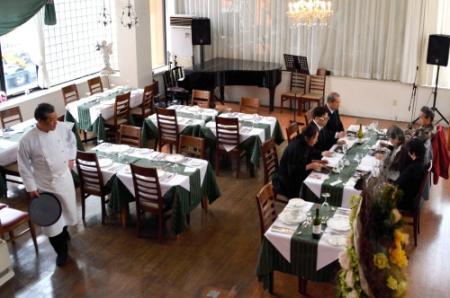 神戸市技能表彰の仏料理シェフ引退へ シャトーアンジェ２１日まで おでかけトピック 兵庫おでかけプラス 神戸新聞next